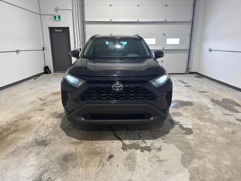 Toyota Rav4 * LE* AWD* CARFAX* АВТО КРЕДИТ* , снимка 2 - Автомобили и джипове - 53200302