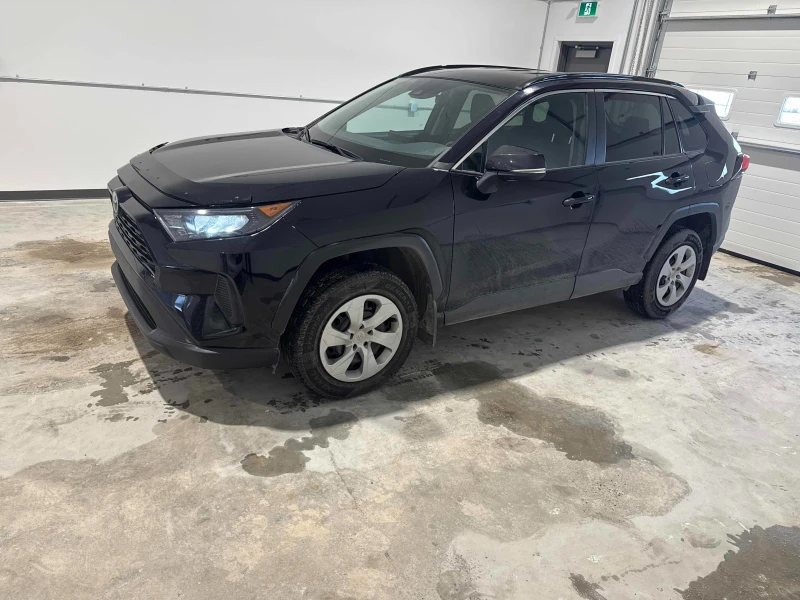 Toyota Rav4 * LE* AWD* CARFAX* АВТО КРЕДИТ* , снимка 3 - Автомобили и джипове - 53200302