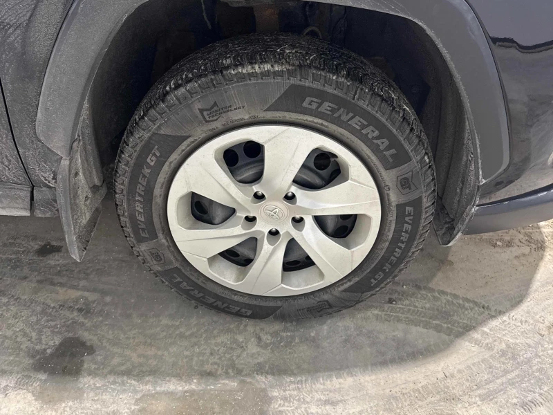 Toyota Rav4 * LE* AWD* CARFAX* АВТО КРЕДИТ* , снимка 9 - Автомобили и джипове - 53200302