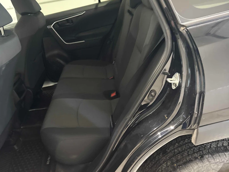 Toyota Rav4 * LE* AWD* CARFAX* АВТО КРЕДИТ* , снимка 12 - Автомобили и джипове - 53200302