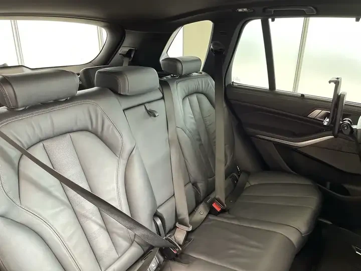 BMW X5 xDrive40i M SPORT/ОБДУХВАНЕ/360/ВЪЗДУШНО/3rd Row, снимка 16 - Автомобили и джипове - 56088263