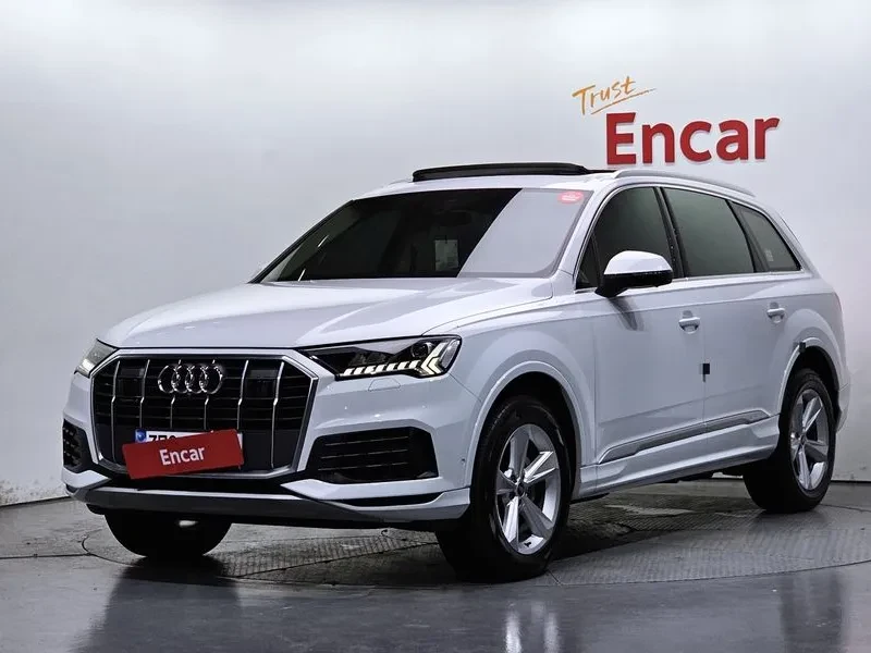Audi Q7 45 TDI Quattro/ PANO/ 360/ HEAD UP/ DIST/ AMBEINT