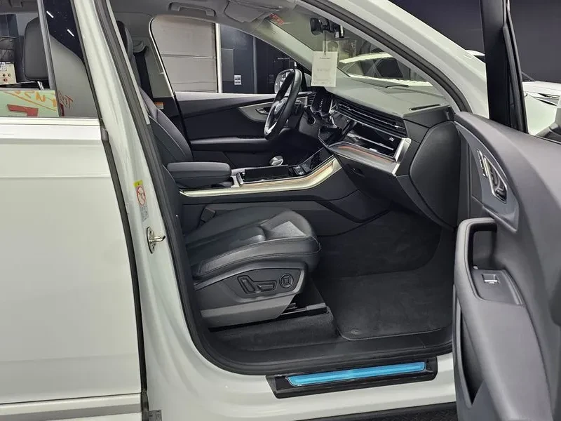 Audi Q7 45 TDI Quattro/ PANO/ 360/ HEAD UP/ DIST/ AMBEINT | Mobile.bg � ����������� 11