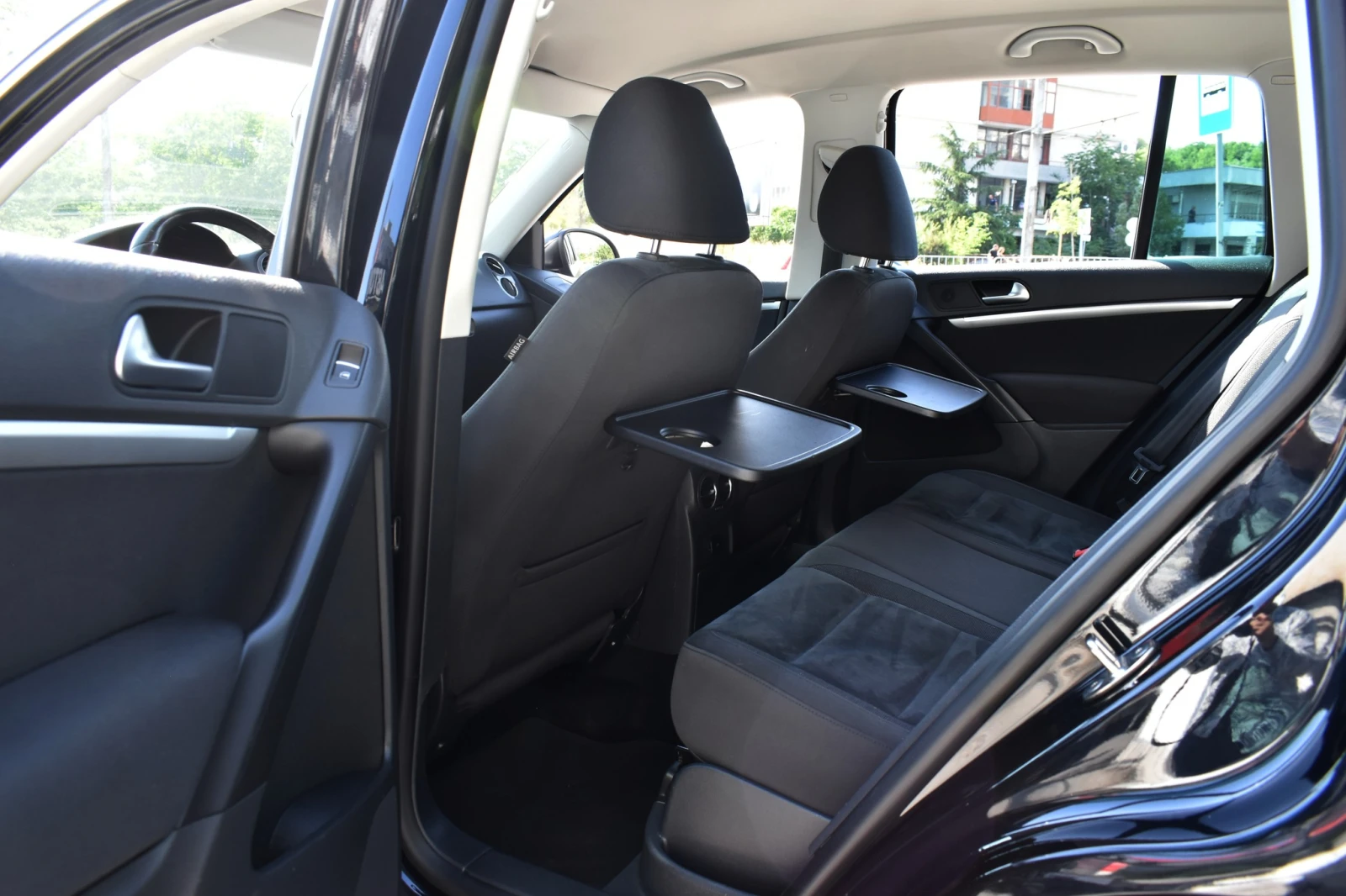 VW Tiguan 2.0T* 4x4* Restyling | Mobile.bg   12