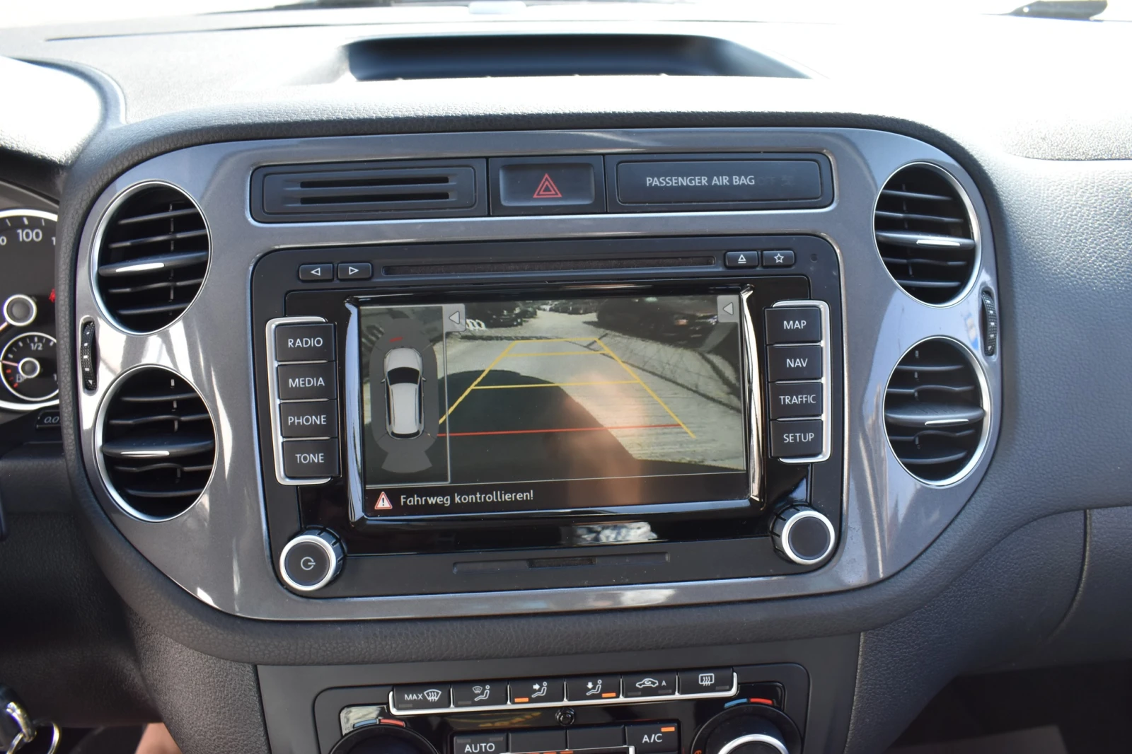 VW Tiguan 2.0T* 4x4* Restyling | Mobile.bg   15