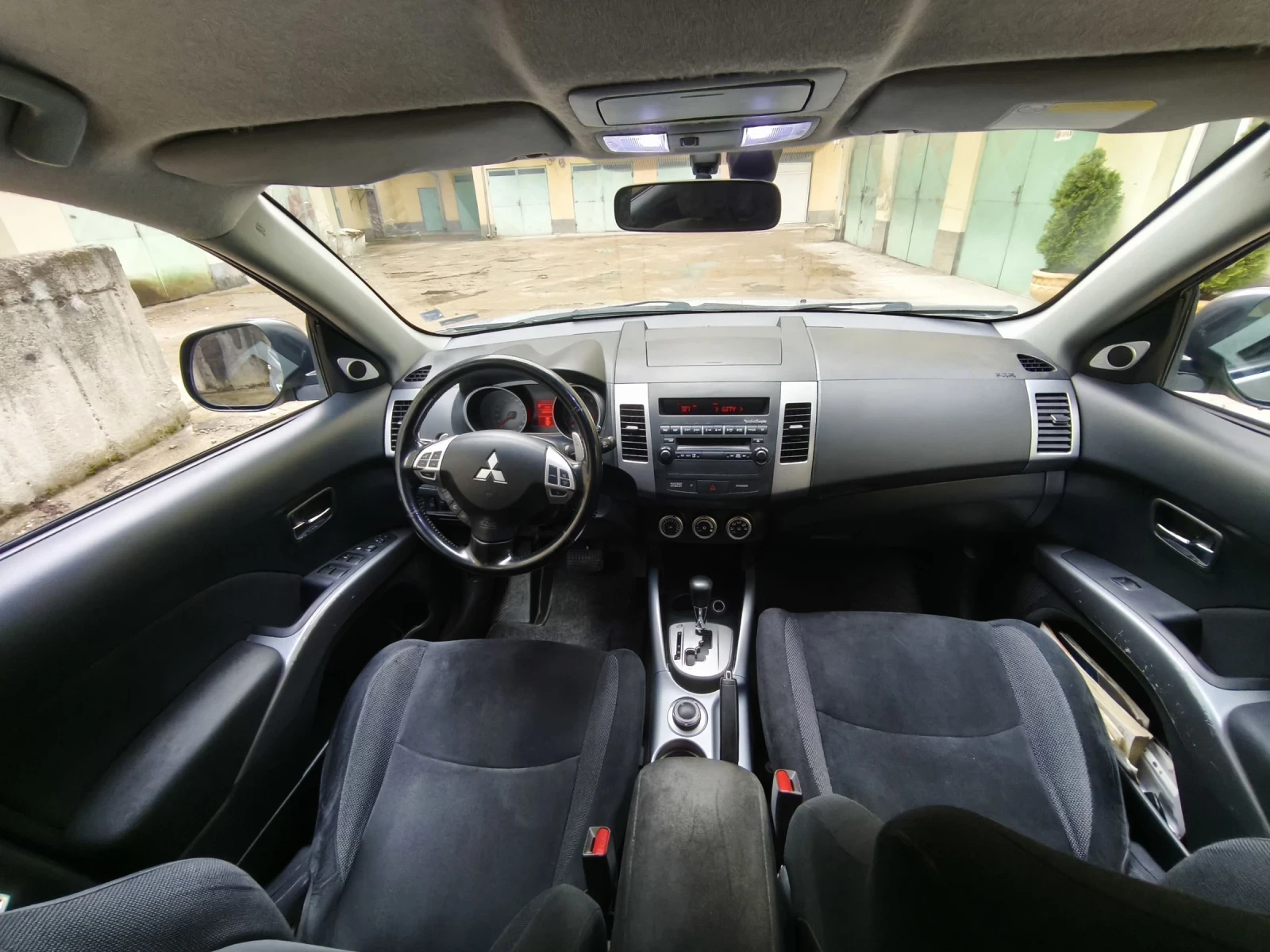 Mitsubishi Outlander 2.4 170 hp LPG  - изображение 5