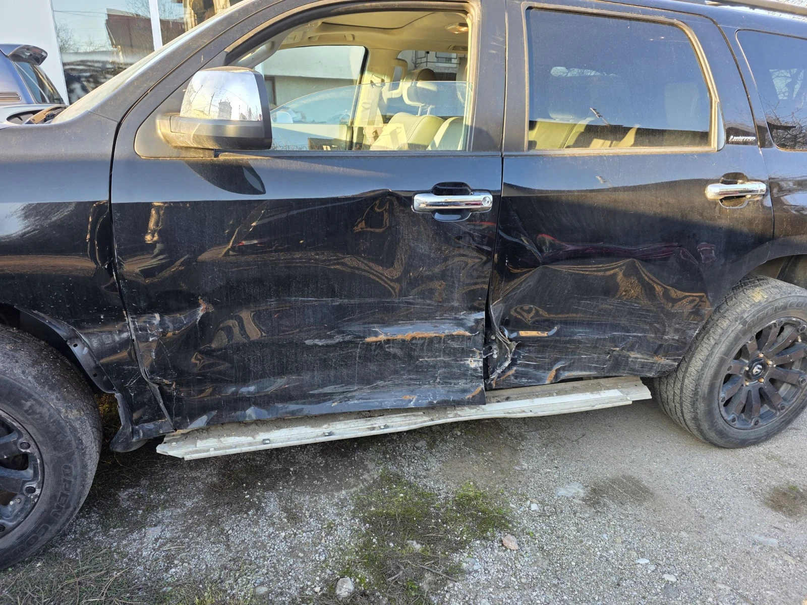 Toyota Sequoia 5.7 LIMITED 7+ 1 ����� | Mobile.bg � ����������� 5