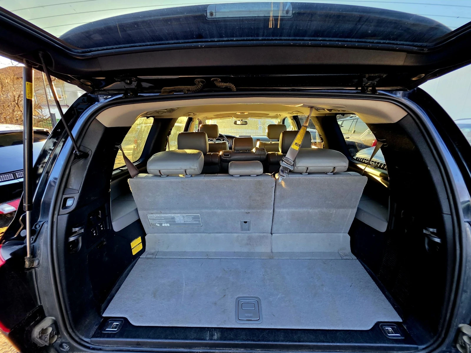 Toyota Sequoia 5.7 LIMITED 7+ 1 ����� | Mobile.bg � ����������� 10