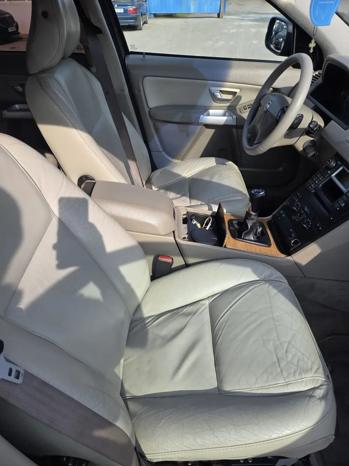 Volvo Xc90 2500, снимка 10 - Автомобили и джипове - 53922913