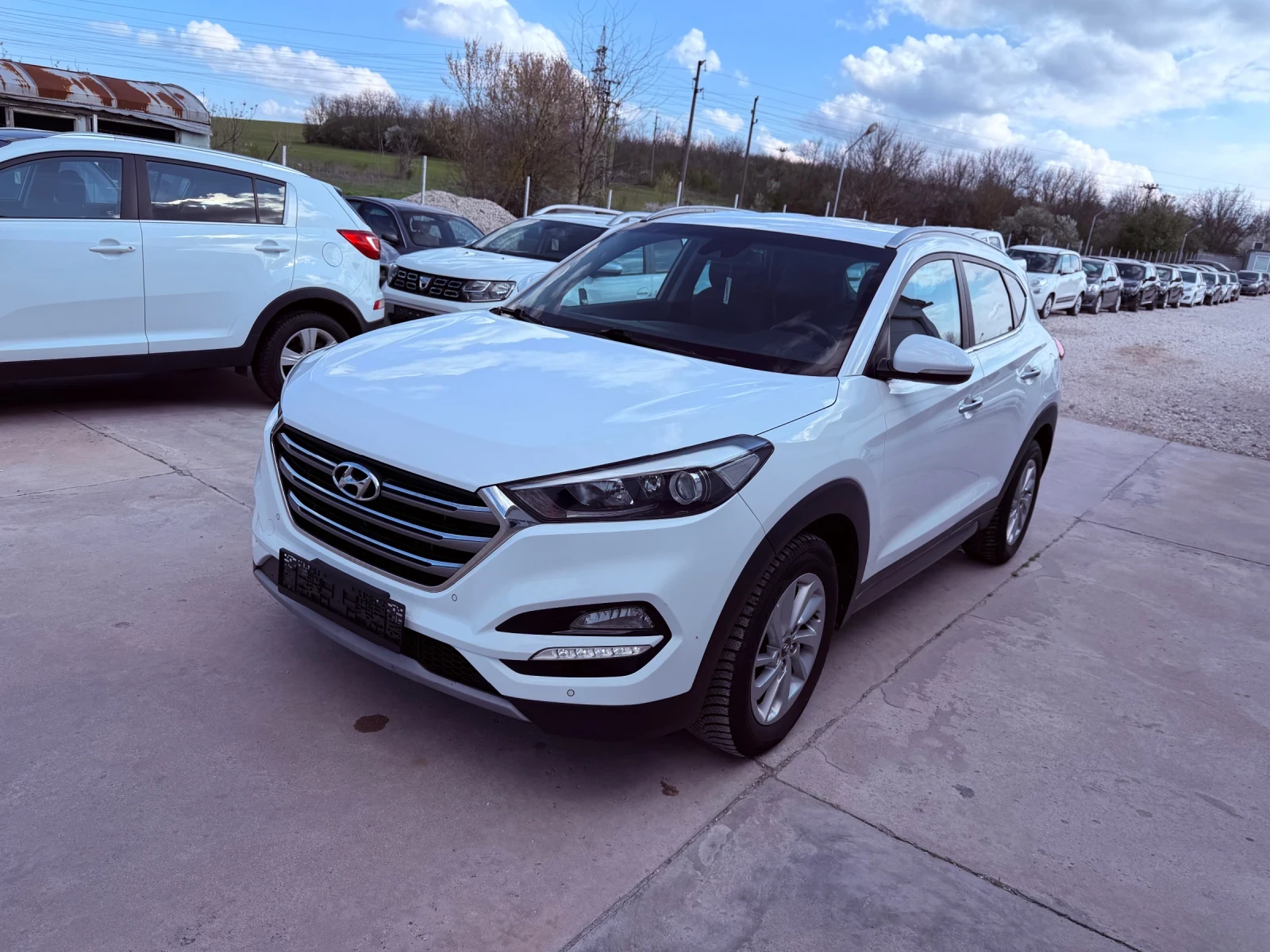 Hyundai Tucson 1.7cdti 141k.c* Facelife* NOVA* UNIKAT* , снимка 2 - Автомобили и джипове - 54163597