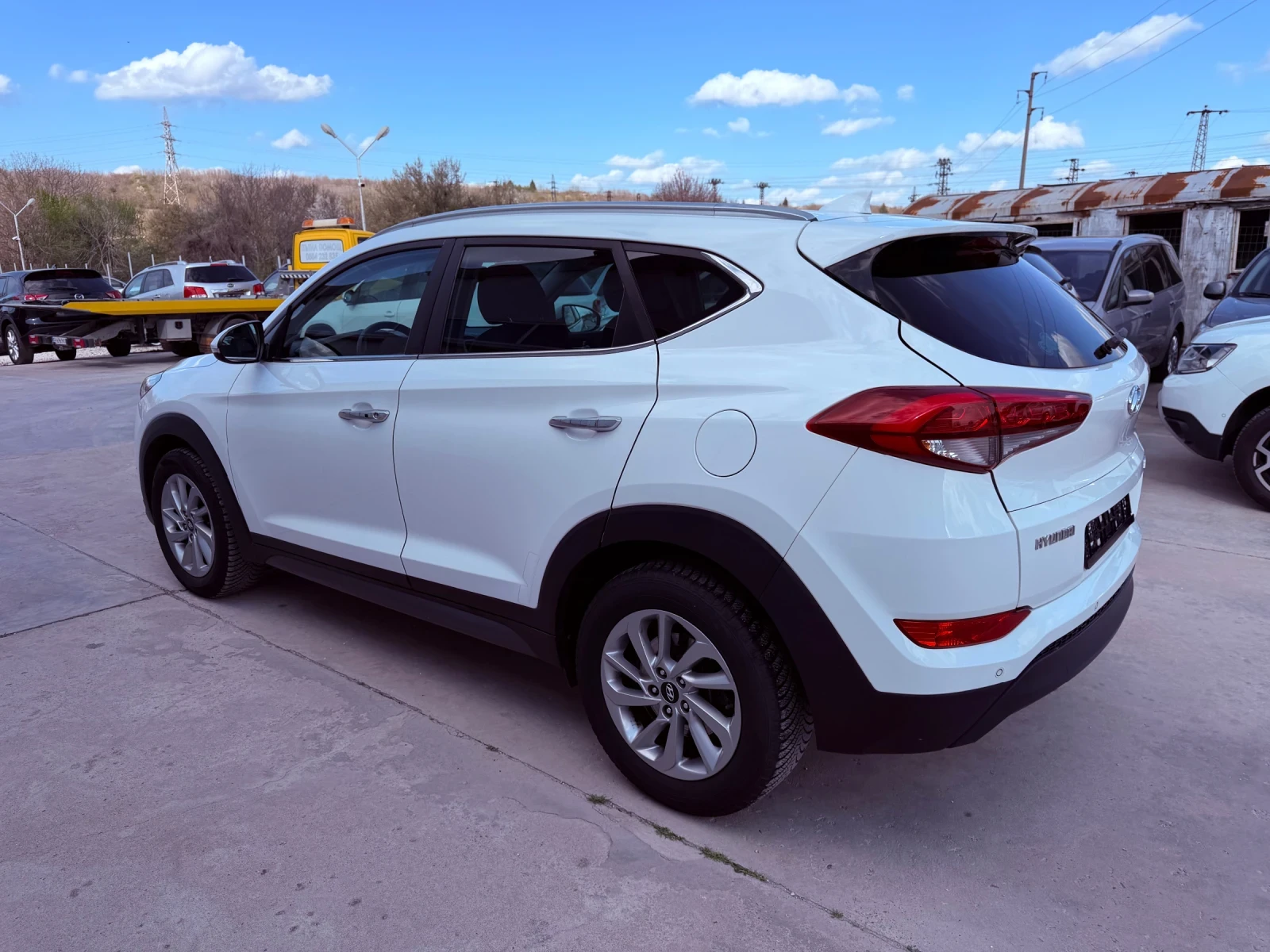 Hyundai Tucson 1.7cdti 141k.c* Facelife* NOVA* UNIKAT* , снимка 4 - Автомобили и джипове - 54163597