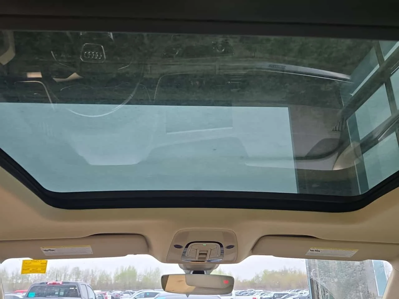 Audi Q5 * PROGRESSIV * CARFAX * 2 КЛЮЧА * ПАНОРАМА * , снимка 14 - Автомобили и джипове - 54364315