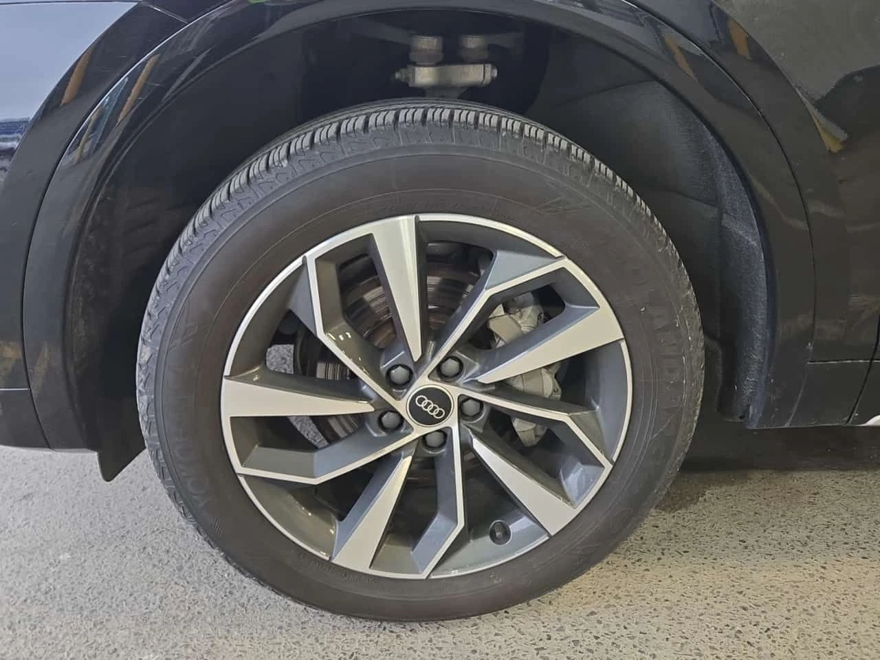 Audi Q5 * PROGRESSIV * CARFAX * 2 КЛЮЧА * ПАНОРАМА * , снимка 7 - Автомобили и джипове - 54364315