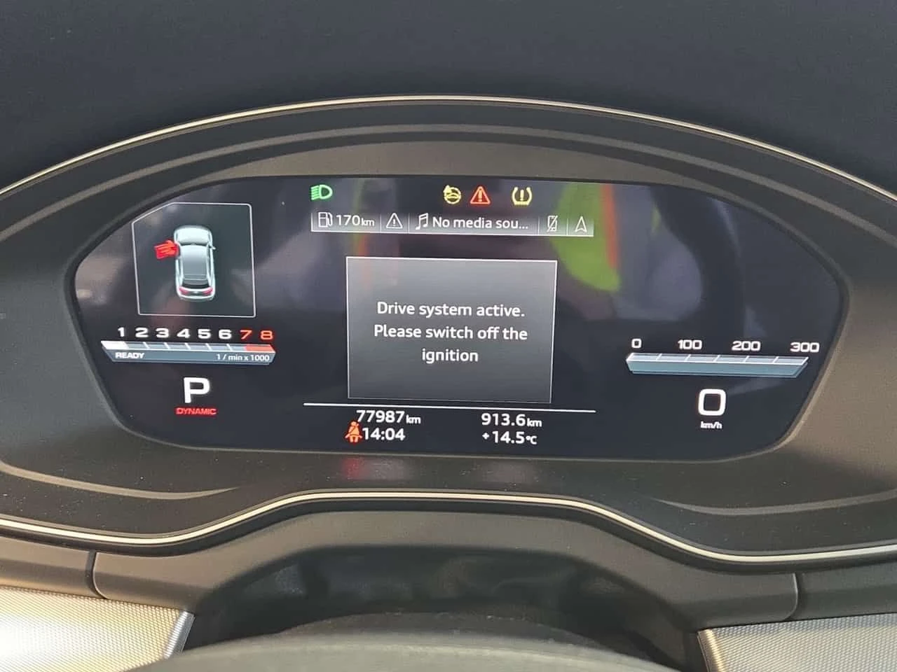 Audi Q5 * PROGRESSIV * CARFAX * 2 КЛЮЧА * ПАНОРАМА * , снимка 10 - Автомобили и джипове - 54364315