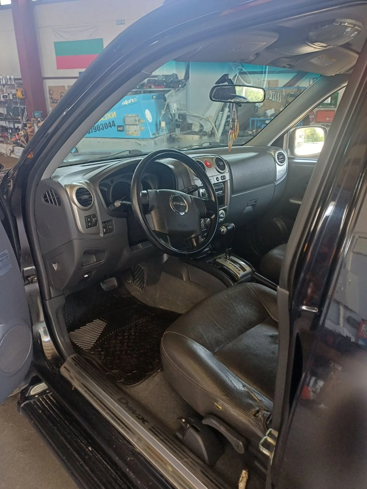 Isuzu D-max �������� 3, 0 �� | Mobile.bg � ����������� 13