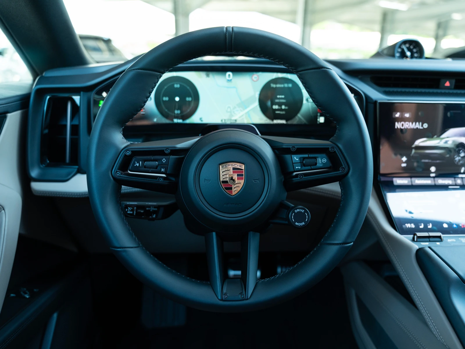 Porsche Cayenne Electric, снимка 8 - Автомобили и джипове - 55120743