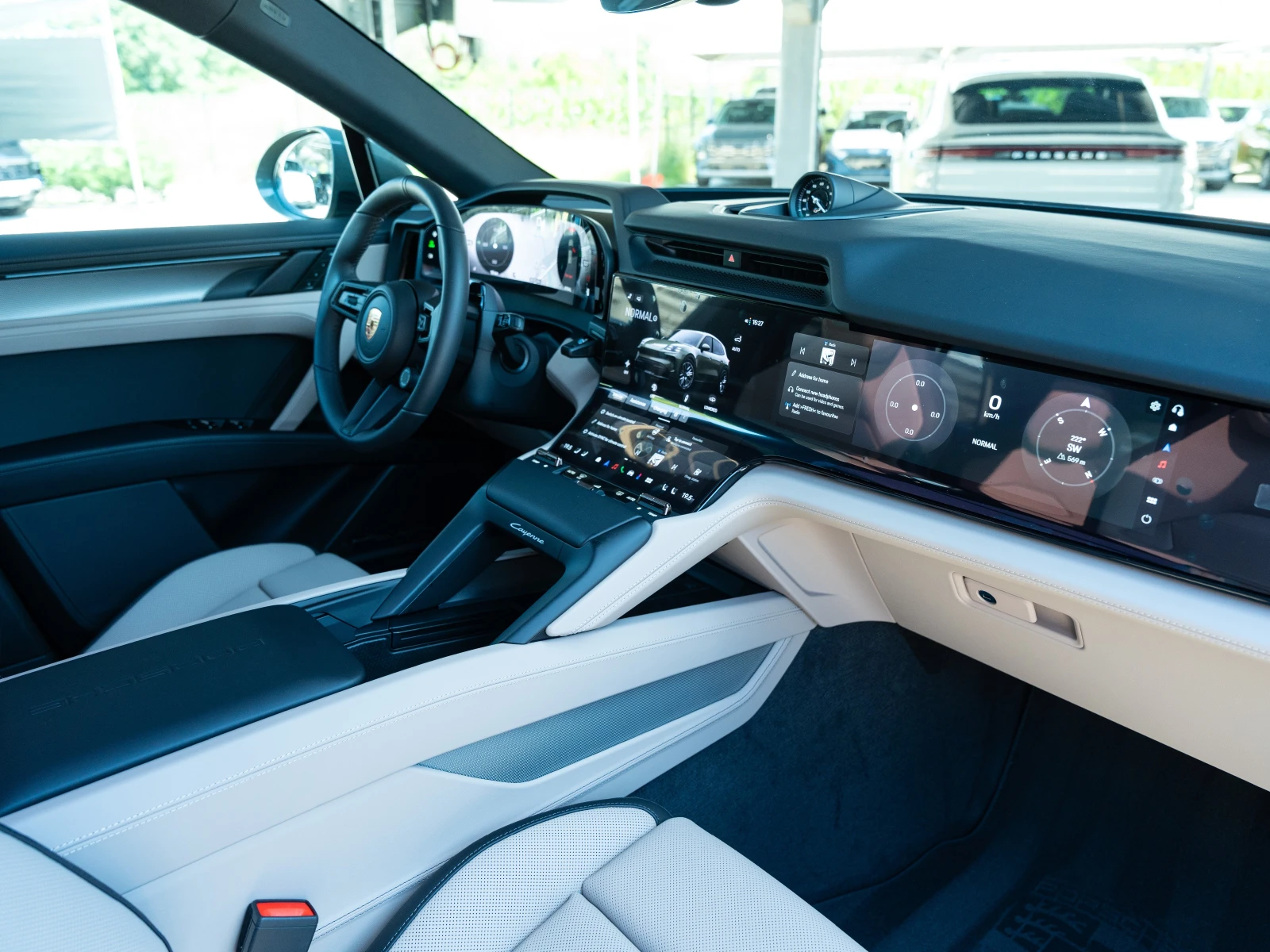 Porsche Cayenne Electric, снимка 9 - Автомобили и джипове - 55120743