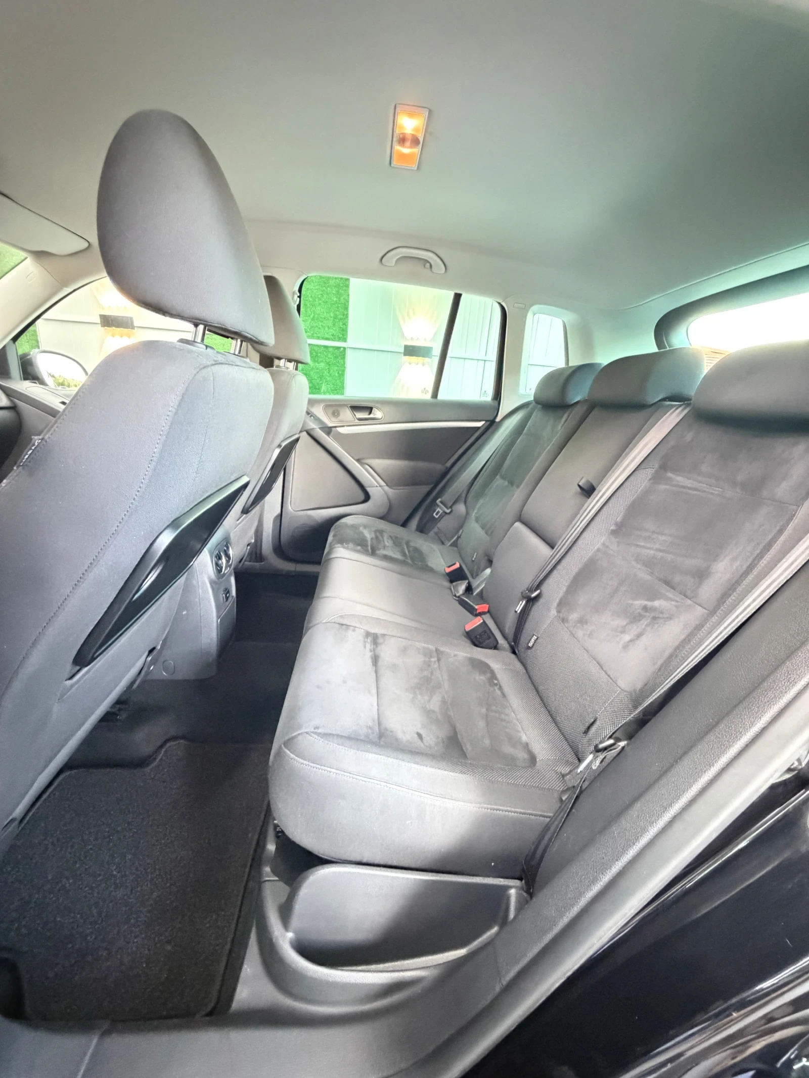 VW Tiguan 1.4TSI FACELIFT, снимка 11 - Автомобили и джипове - 55466019