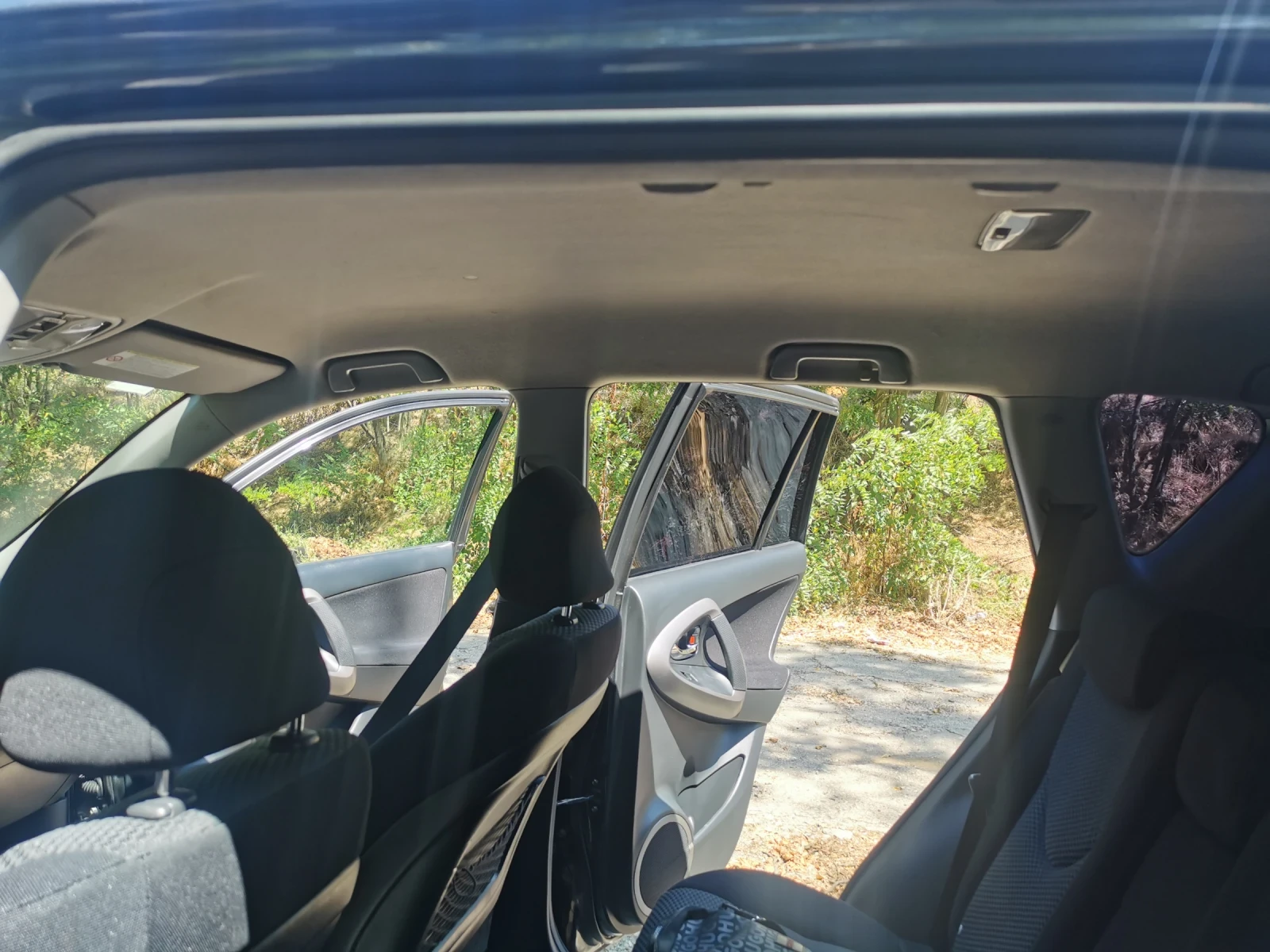 Toyota Rav4 2.2 D-4D 136, снимка 14 - Автомобили и джипове - 55539092