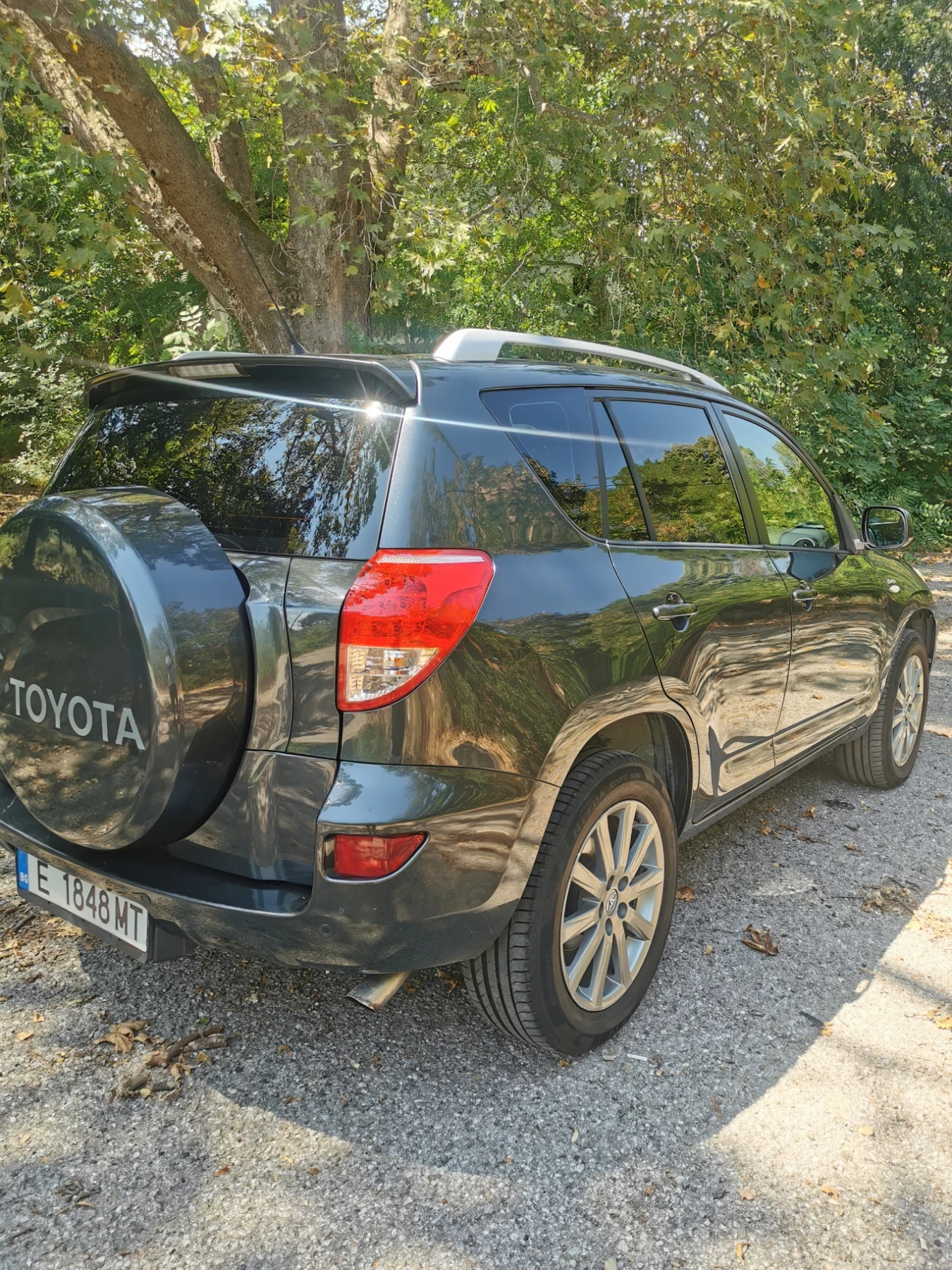 Toyota Rav4 2.2 D-4D 136, снимка 6 - Автомобили и джипове - 55539092