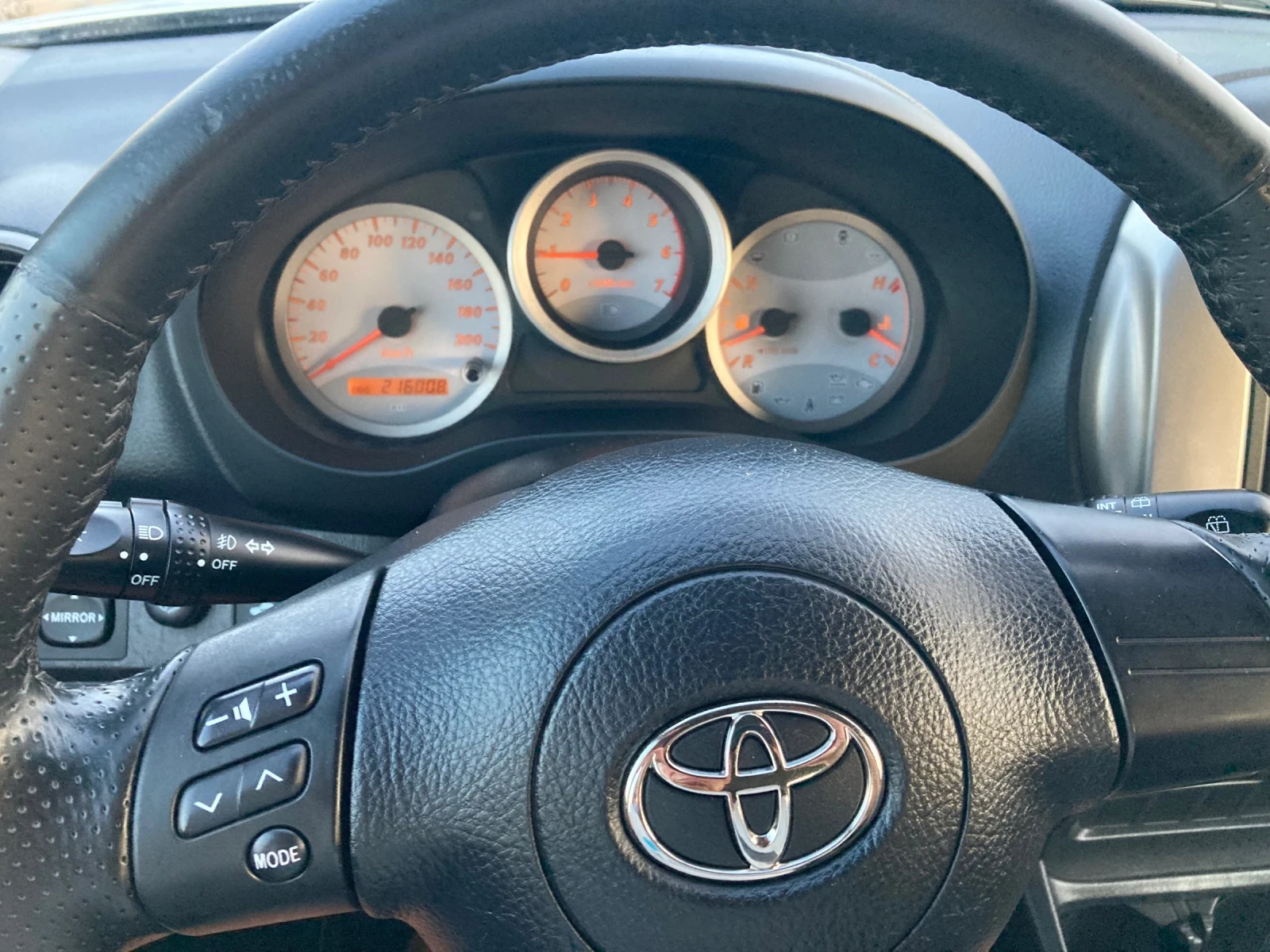 Toyota Rav4 2.0D4D, снимка 12 - Автомобили и джипове - 55935292