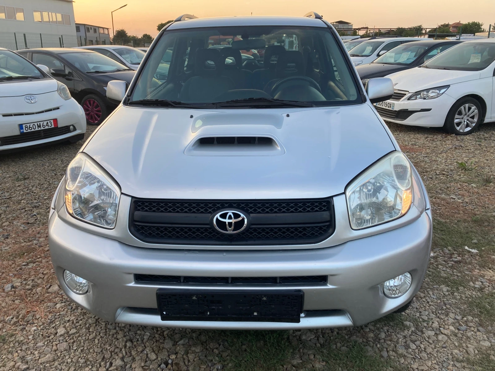 Toyota Rav4 2.0D4D, снимка 3 - Автомобили и джипове - 55935292