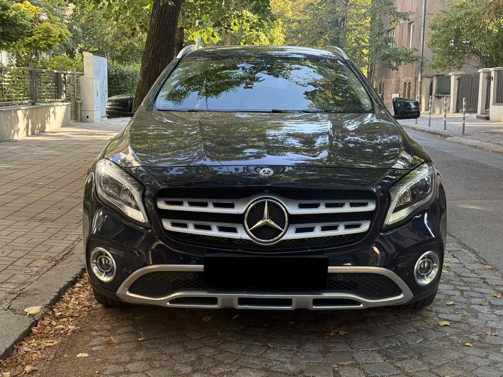Mercedes-Benz GLA 250 4 Matic, снимка 2 - Автомобили и джипове - 56303358