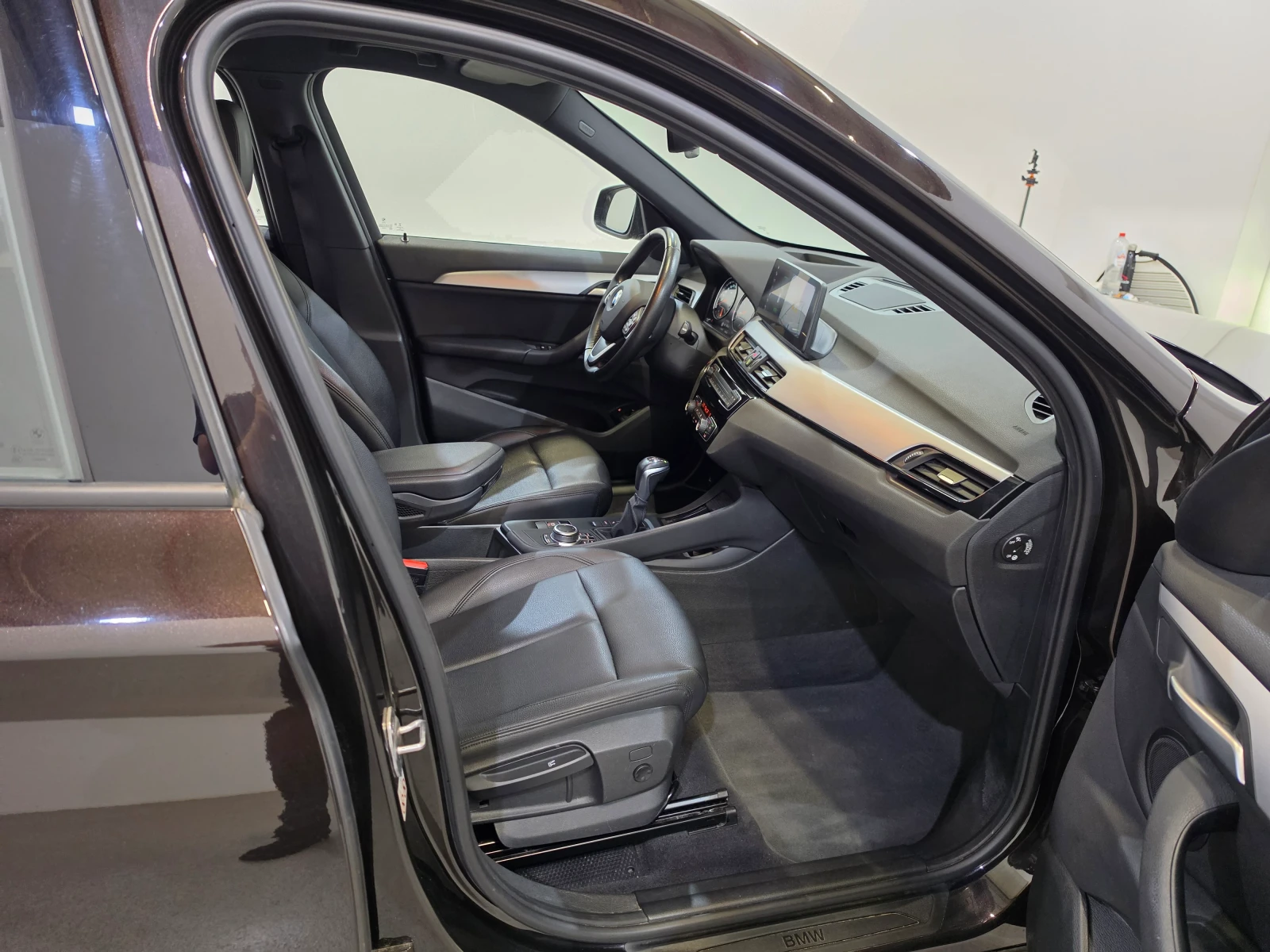 BMW X1 xDrive25e Plug-In Hybrid | Mobile.bg � ����������� 11