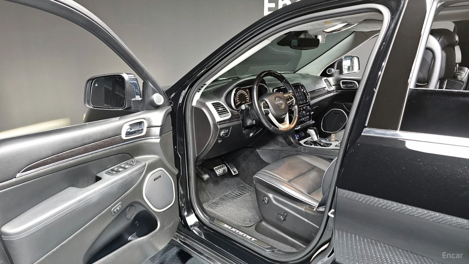 Jeep Cherokee 2020* SUMMIT* DIS* HARMAN* 8ZF* �����* ������ ���� | Mobile.bg � ����������� 8