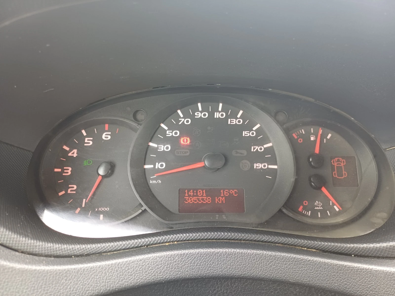 Renault Master 2.3 dci, снимка 9 - Бусове и автобуси - 54329611