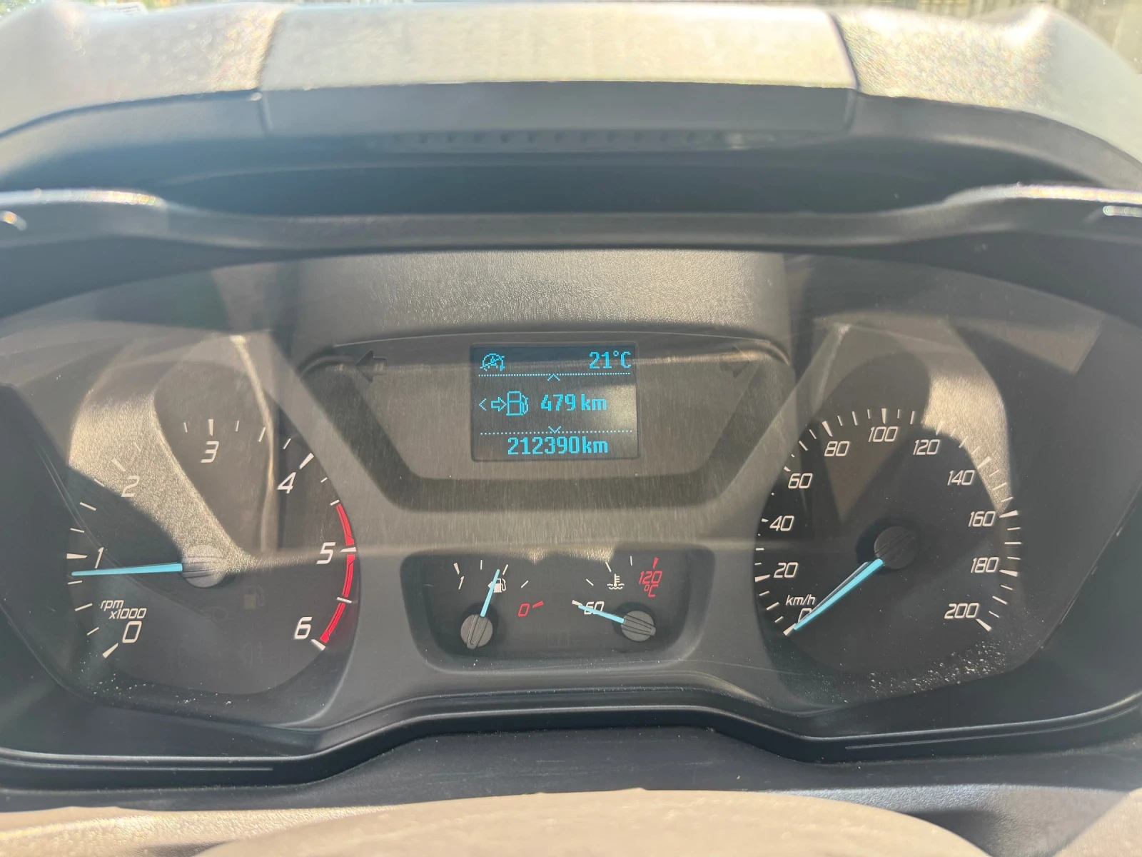 Ford Transit Custom 2.0, снимка 10 - Бусове и автобуси - 54808010