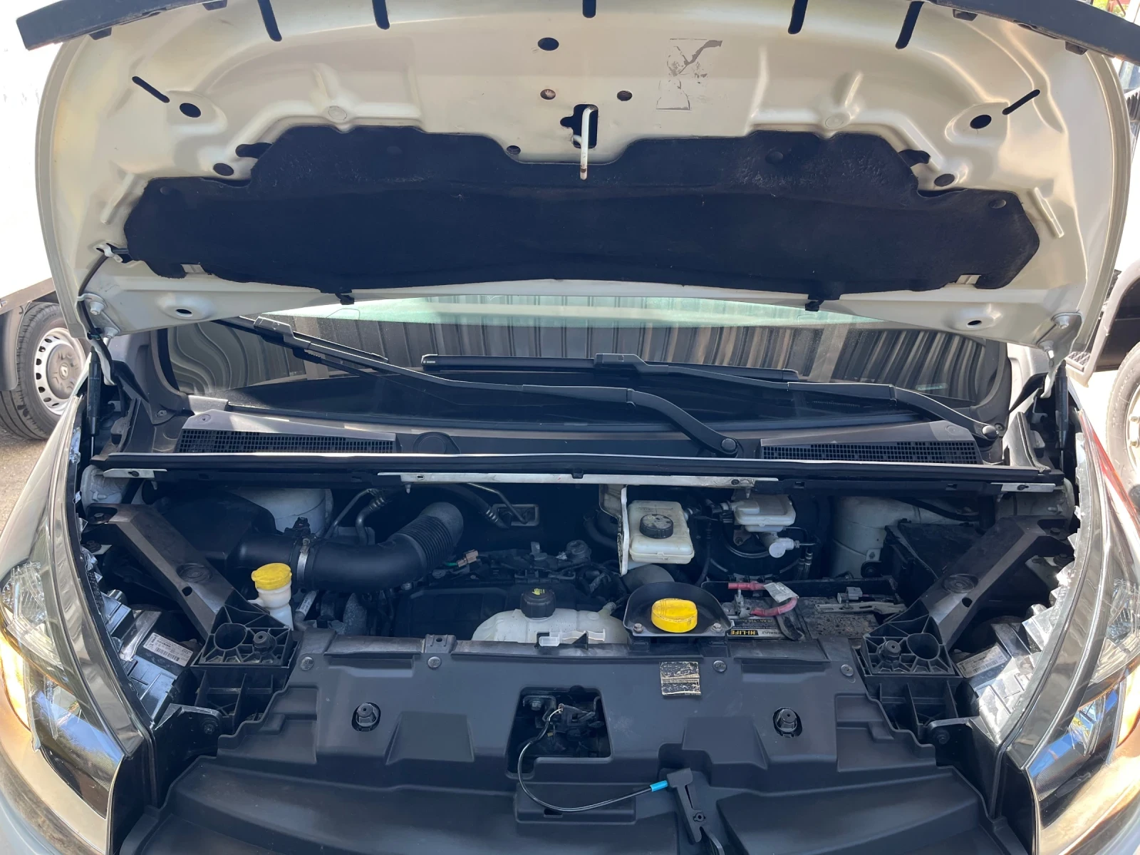 Renault Trafic 3 ОТЛИЧЕН ЕВРО 6В 1.6ТД 125KC КЛИМА* РЕГ ОБСЛ, снимка 16 - Бусове и автобуси - 55466977