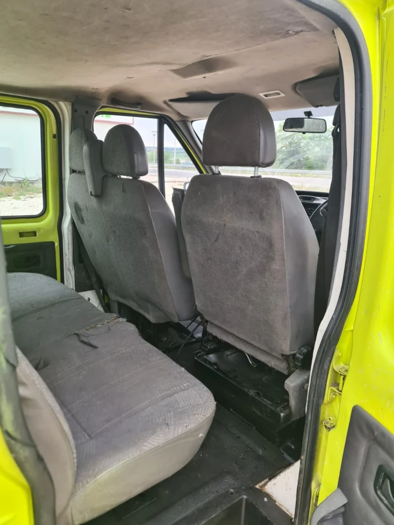 Ford Transit 2.4 дизел, снимка 5 - Камиони - 47693442