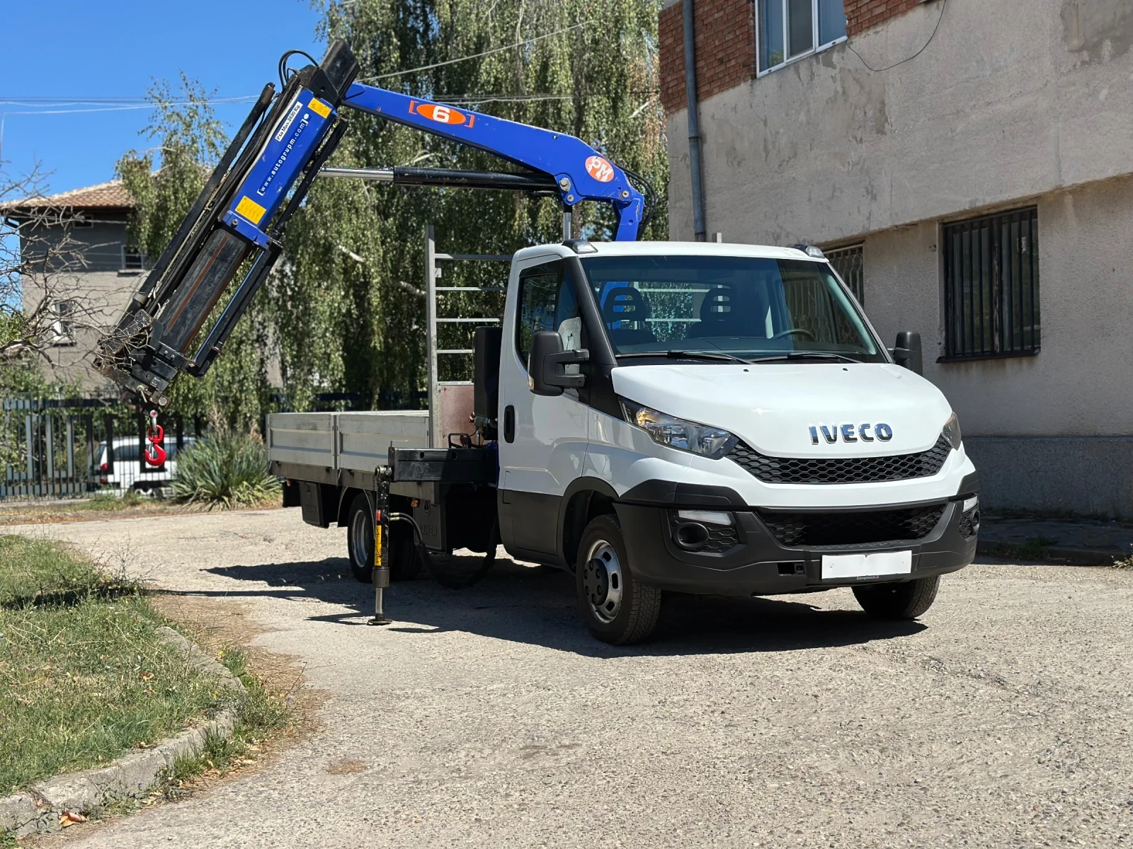 Iveco 35c15 Бордови + Кран  PM 6 14, 5 метра, N1, Клима, Като  - изображение 7