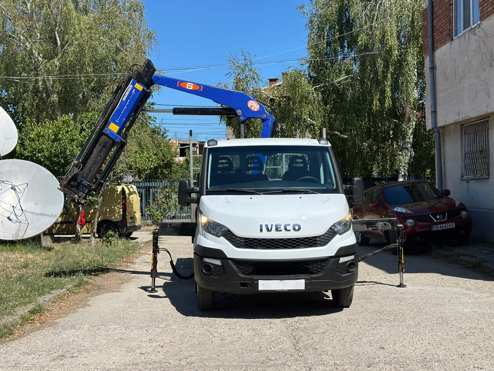 Iveco 35c15 Бордови + Кран  PM 6 14, 5 метра, N1, Клима, Като  - изображение 5