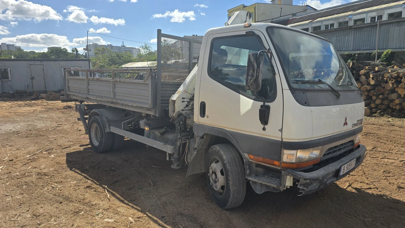 Mitsubishi Canter, снимка 2 - Камиони - 56016117