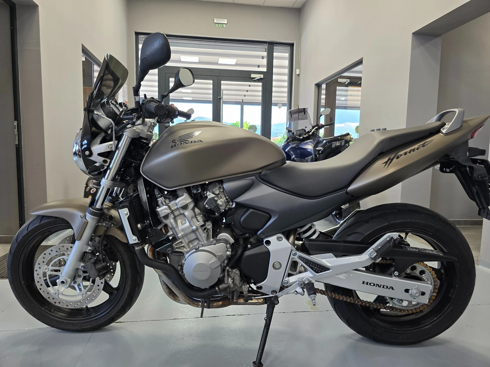 Honda Hornet 600cc, 2004г., Shark! - изображение 6