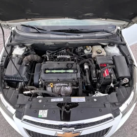 Chevrolet Cruze 1.8i + GAZ TOP, снимка 9