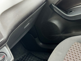 Seat Ibiza 1.2, снимка 7 - Автомобили и джипове - 44756065