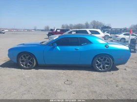 Dodge Challenger 5.7L V-8 VVT, 372HP Rear Wheel Drive - 22000 лв. - 73931420 | Car24.bg