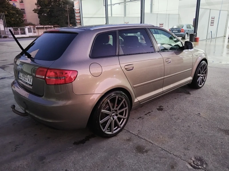 Audi A3 Sportback 2.0TDI S-LINE, DSG, PANO, F1, LEADER, снимка 17 - Автомобили и джипове - 47979006