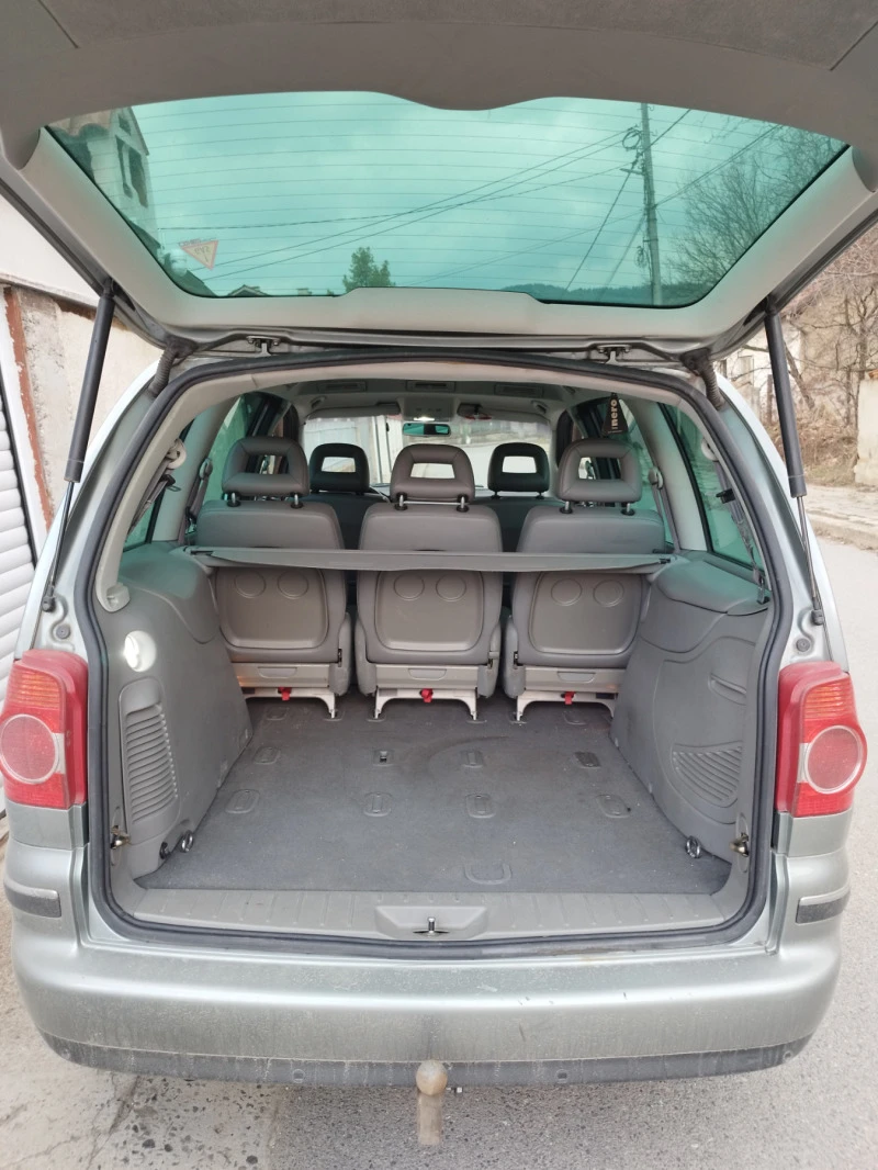 VW Sharan, снимка 12 - Автомобили и джипове - 47669891