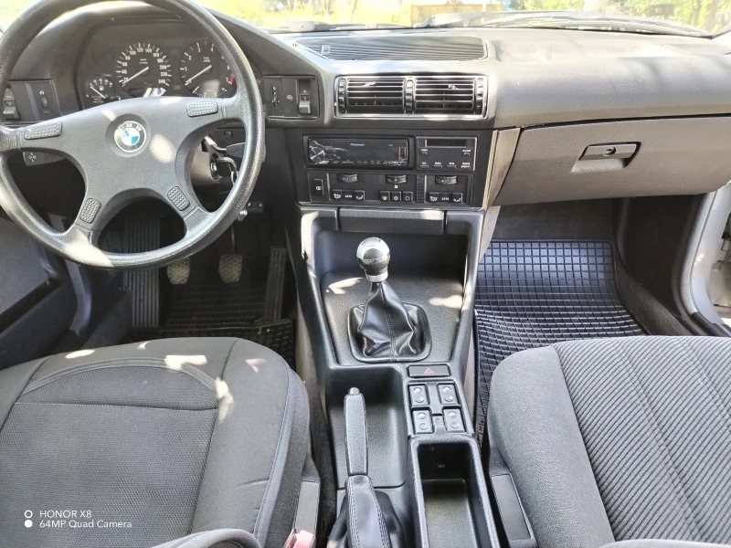 BMW 520, снимка 9 - Автомобили и джипове - 48449009