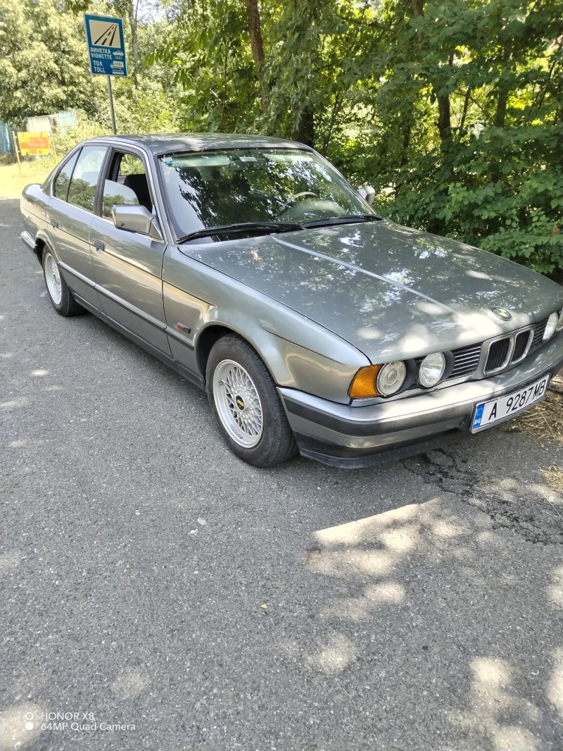 BMW 520, снимка 3 - Автомобили и джипове - 48449009