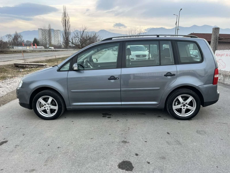 VW Touran 1.9TDI 90к 6 СКОРОСТИ EURO 4 КЛИМАТРОНИК АВТОПИЛОТ, снимка 6 - Автомобили и джипове - 49132133