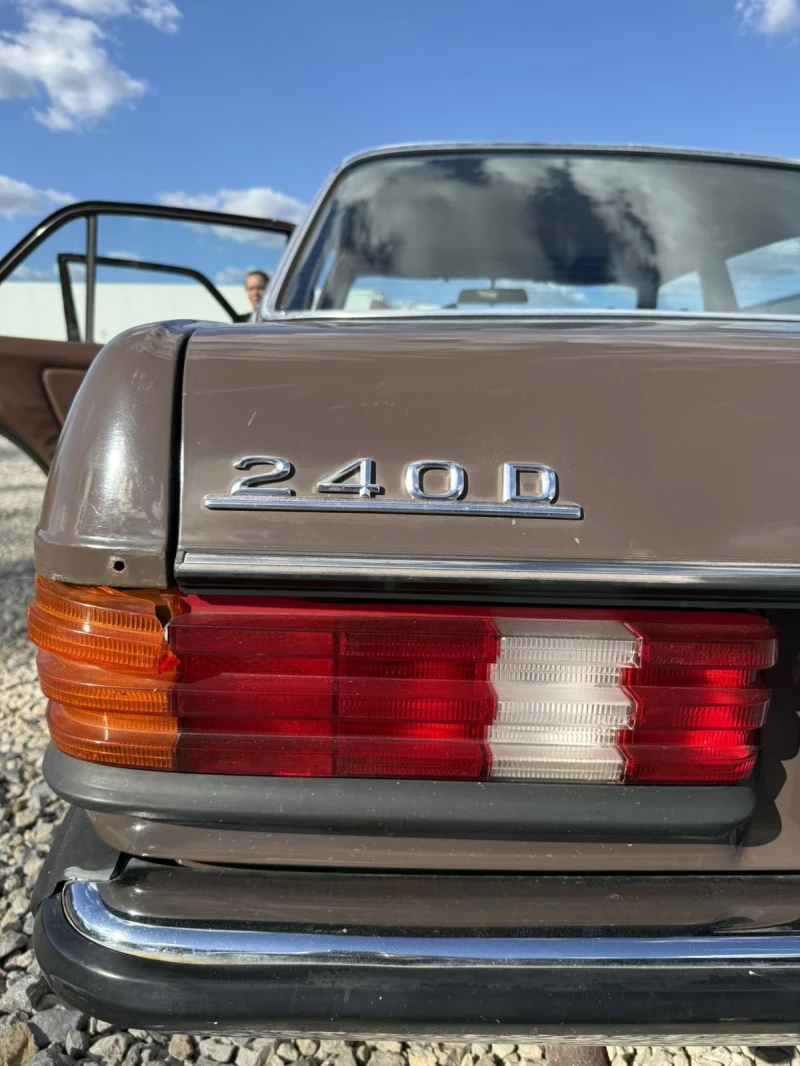 Mercedes-Benz 123 240D, снимка 6 - Автомобили и джипове - 51969905