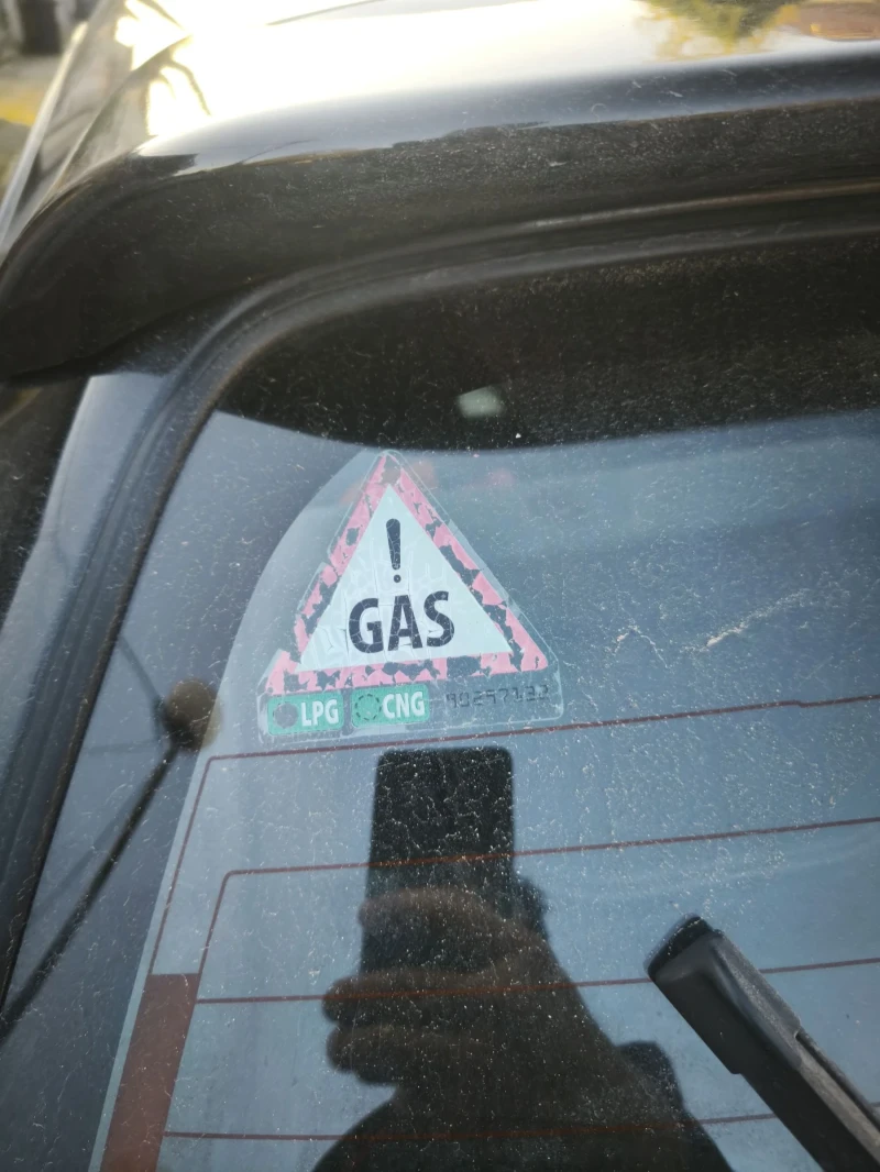 Nissan Almera Газ бензин спорт тунинг, снимка 7 - Автомобили и джипове - 52598270