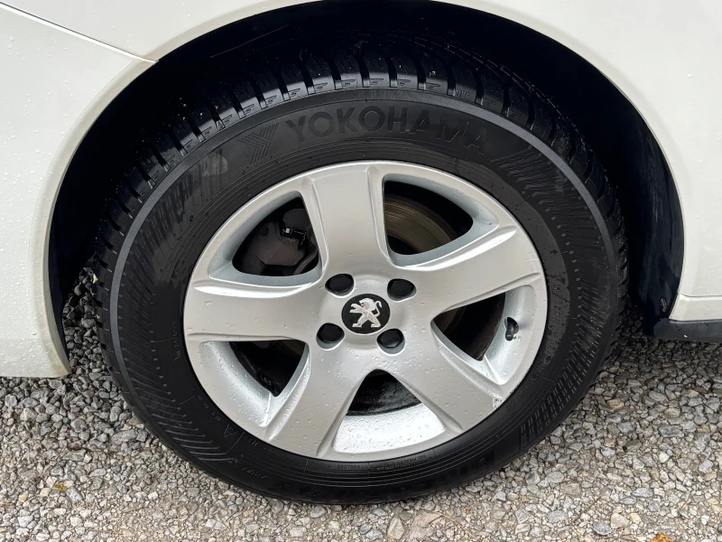 Peugeot 3008 1.6HDI, снимка 16 - Автомобили и джипове - 52593293