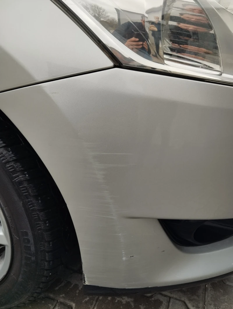 Toyota Auris Auris , снимка 5 - Автомобили и джипове - 52593539