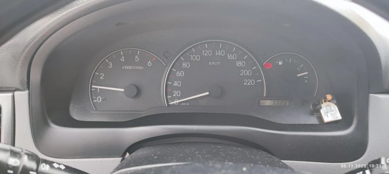 Toyota Avensis verso, снимка 7 - Автомобили и джипове - 52958465